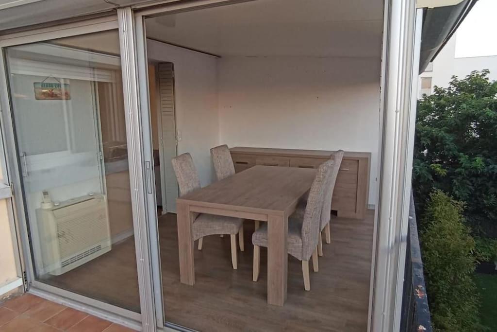 Appartement En Bord De Plage - A 50 M De La Mer Canet-en-Roussillon Buitenkant foto