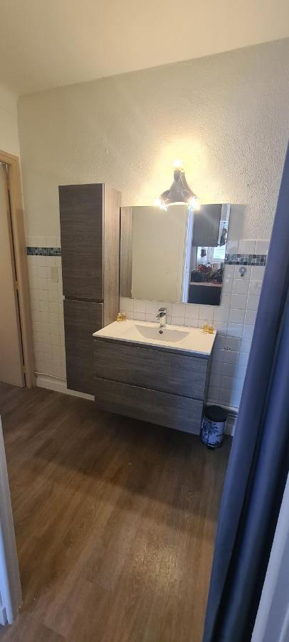 Appartement En Bord De Plage - A 50 M De La Mer Canet-en-Roussillon Buitenkant foto
